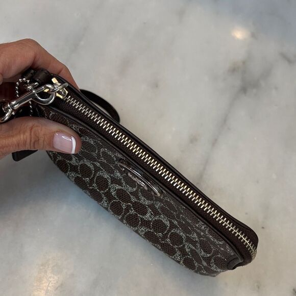 Coach Saffiano Leather Mini C Signature Logo Pouch Clutch Wristlet - Picture 12 of 14